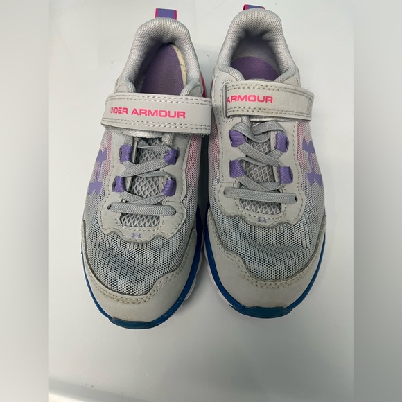 Under Armour Other - Girls Under Armour gray sneakers size 13. Smoke Free Home